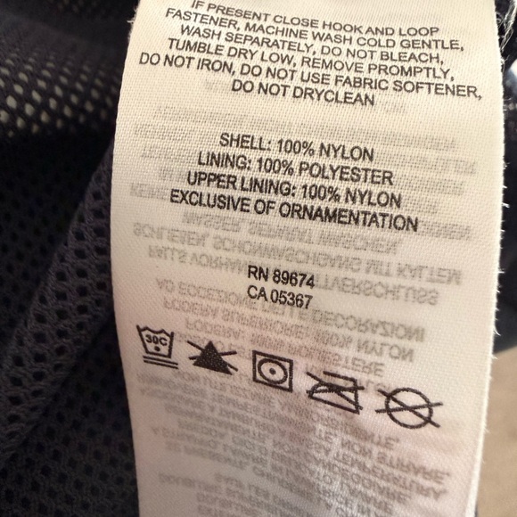 Mountain Hardware jacket - Picture 6 of 7